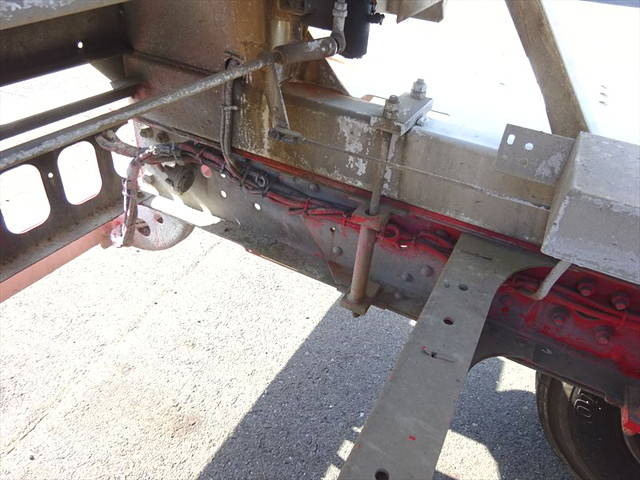 いすゞフォワードミキサー車（コンクリートミキサー）増トン（6t・8t）[写真21]