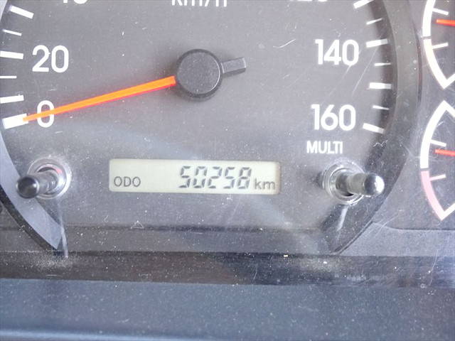 いすゞフォワードミキサー車（コンクリートミキサー）増トン（6t・8t）[写真26]