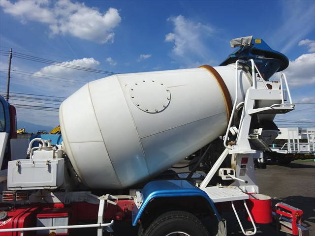 中古ミキサー車（コンクリートミキサー） いすゞ 栃木・青森