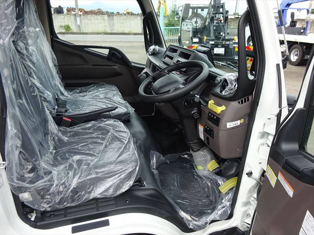 三菱ふそうキャンターパッカー車（塵芥車）小型（2t・3t）[写真18]