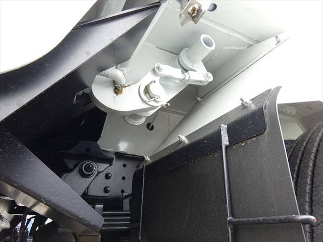 三菱ふそうキャンターパッカー車（塵芥車）小型（2t・3t）[写真07]