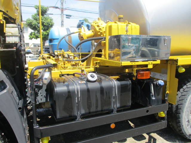 日野プロフィアミキサー車（コンクリートミキサー）大型（10t）[写真10]