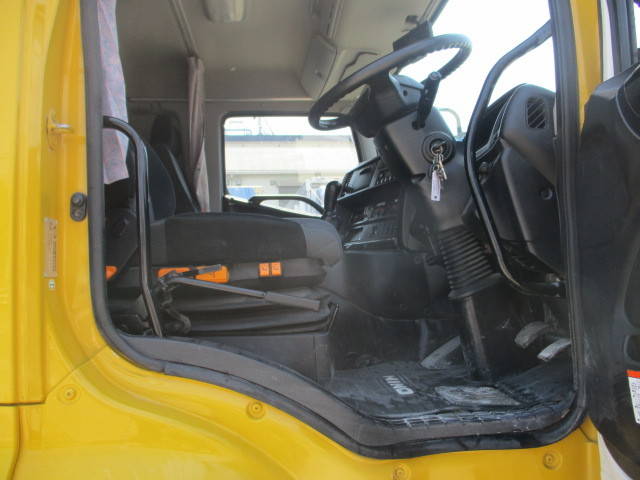 日野プロフィアミキサー車（コンクリートミキサー）大型（10t）[写真23]