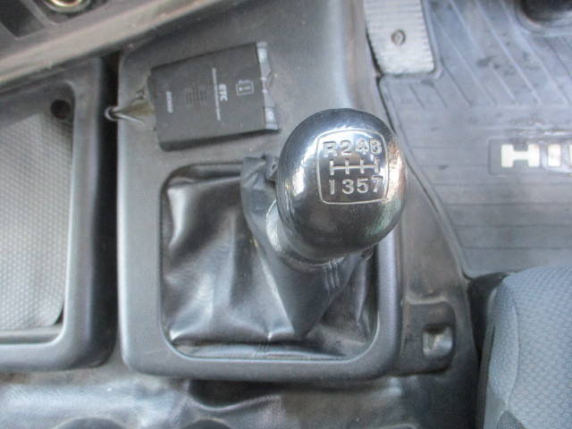 日野プロフィアミキサー車（コンクリートミキサー）大型（10t）[写真29]