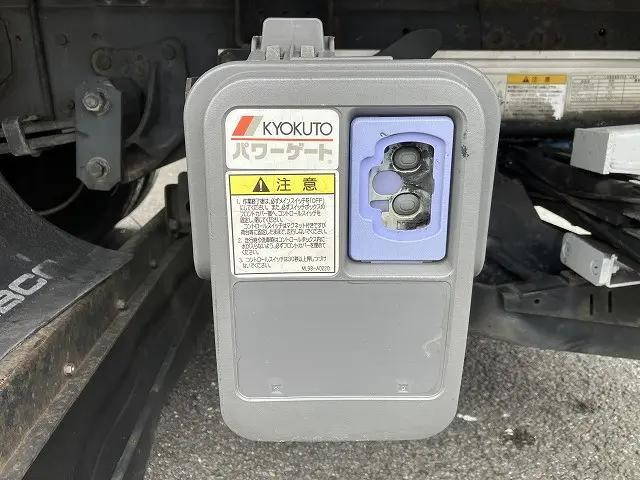 いすゞエルフアルミバン小型（2t・3t）[写真33]