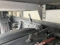 いすゞエルフアルミバン小型（2t・3t）[写真39]