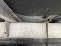 いすゞエルフアルミバン小型（2t・3t）[写真40]