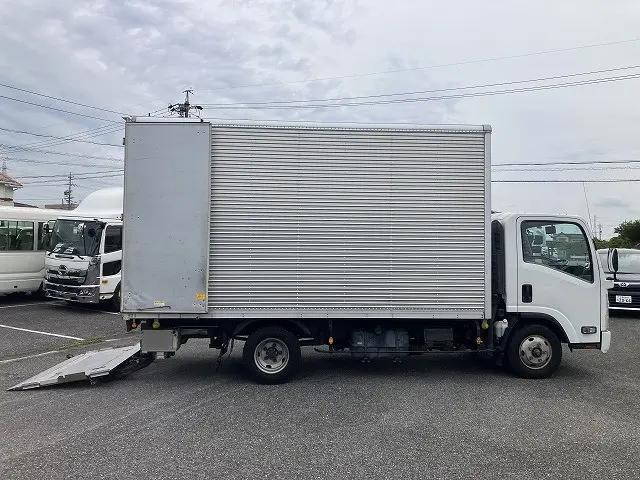いすゞエルフアルミバン小型（2t・3t）[写真07]