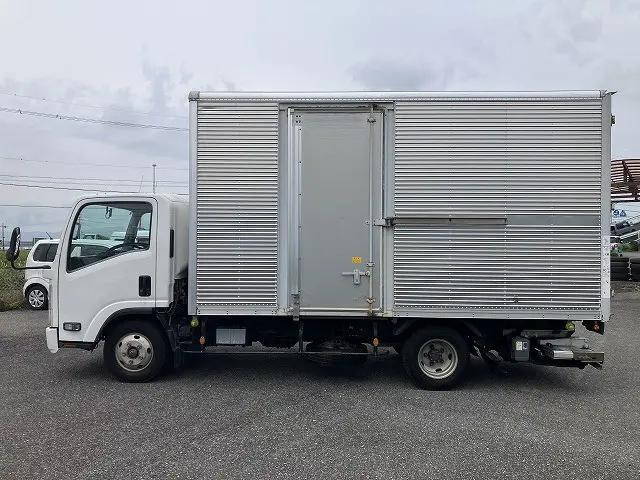 いすゞエルフアルミバン小型（2t・3t）[写真09]