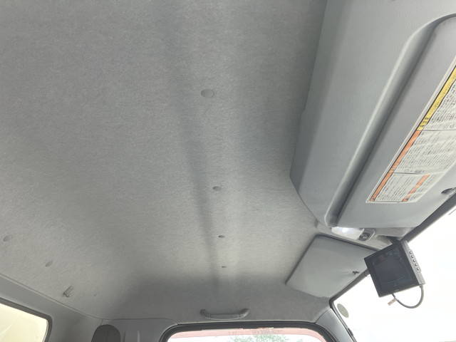 三菱ふそうキャンターアルミバン小型（2t・3t）[写真35]
