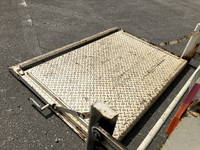 日野デュトロダブルキャブ（Wキャブ）小型（2t・3t）[写真13]