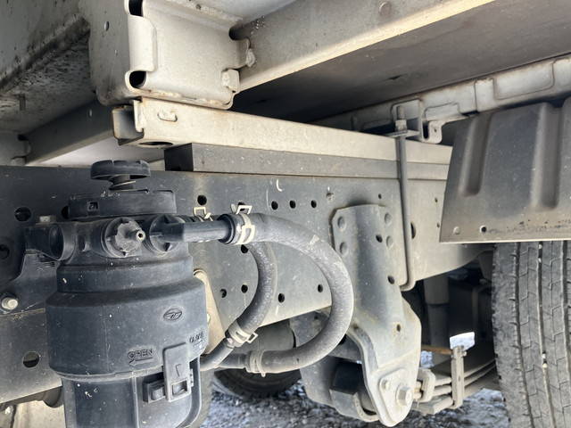 日野デュトロダブルキャブ（Wキャブ）小型（2t・3t）[写真20]