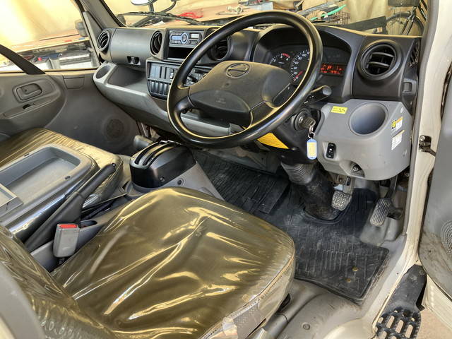 日野デュトロダブルキャブ（Wキャブ）小型（2t・3t）[写真27]