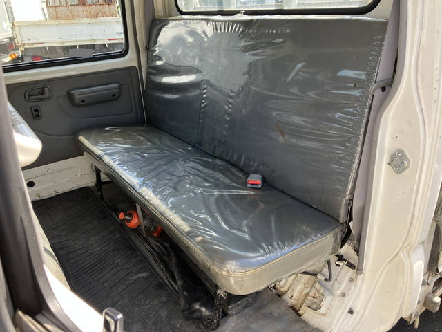 日野デュトロダブルキャブ（Wキャブ）小型（2t・3t）[写真28]