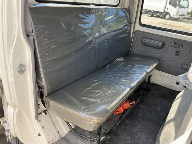 日野デュトロダブルキャブ（Wキャブ）小型（2t・3t）[写真29]