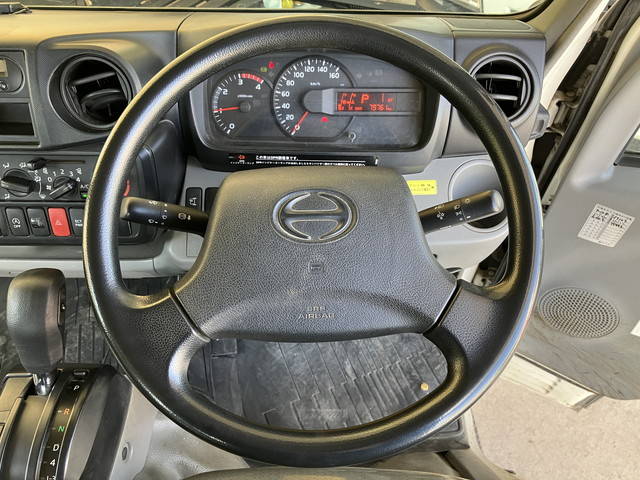 日野デュトロダブルキャブ（Wキャブ）小型（2t・3t）[写真34]