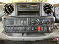 日野デュトロダブルキャブ（Wキャブ）小型（2t・3t）[写真37]