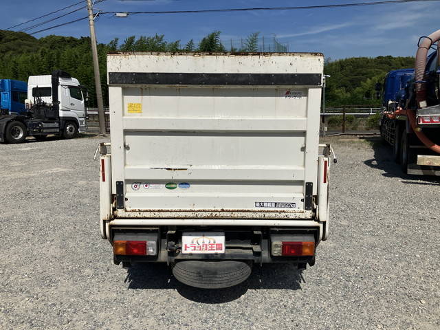 日野デュトロダブルキャブ（Wキャブ）小型（2t・3t）[写真08]