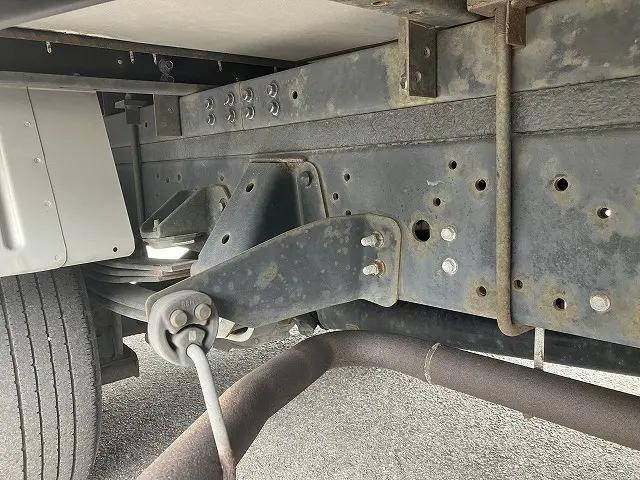 トヨタダイナアルミバン小型（2t・3t）[写真36]