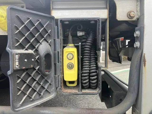 トヨタダイナアルミバン小型（2t・3t）[写真39]