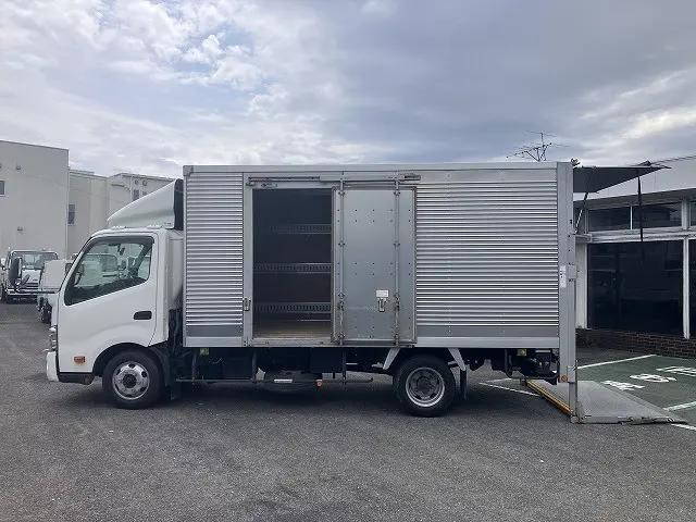 トヨタダイナアルミバン小型（2t・3t）[写真06]
