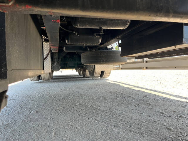 ボルボその他の車種トレーラーヘッド（トラクターヘッド）大型（10t）[写真25]