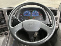 UDトラックスクオンタンク車（タンクローリー）大型（10t）[写真37]