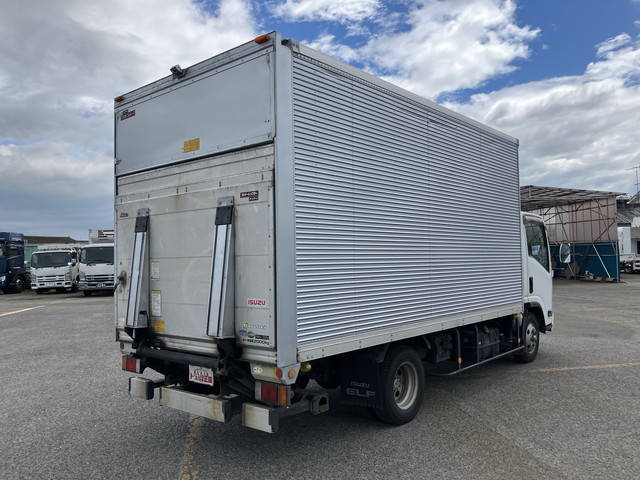 いすゞエルフアルミバン小型（2t・3t）[写真02]