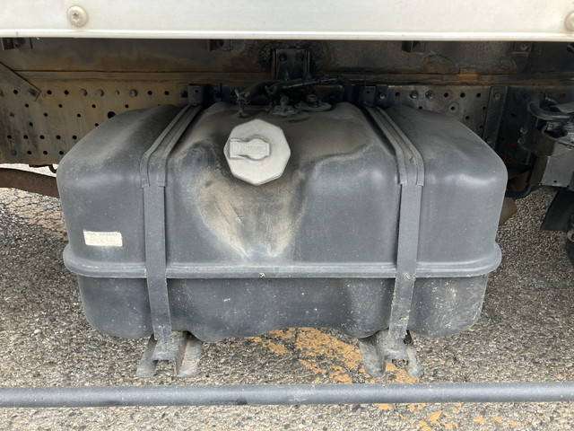 いすゞエルフアルミバン小型（2t・3t）[写真21]