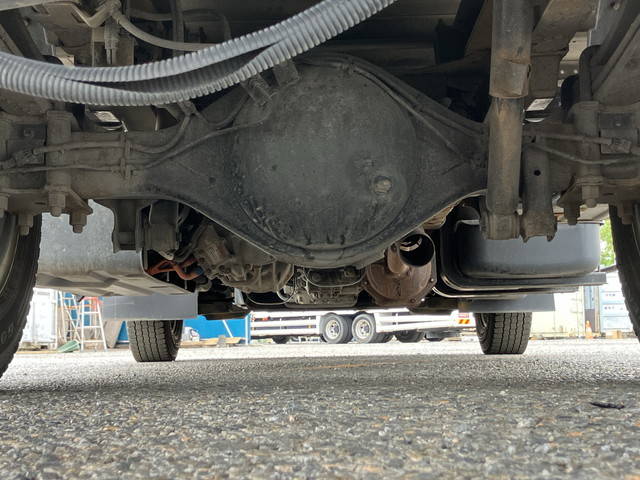 いすゞエルフアルミバン小型（2t・3t）[写真26]