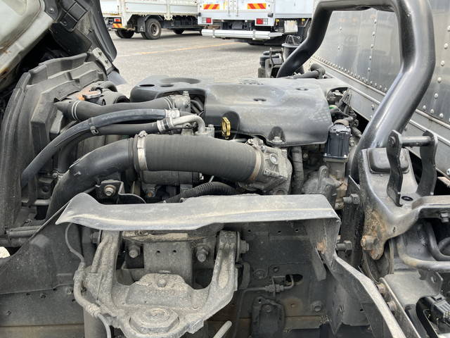 いすゞエルフアルミバン小型（2t・3t）[写真27]