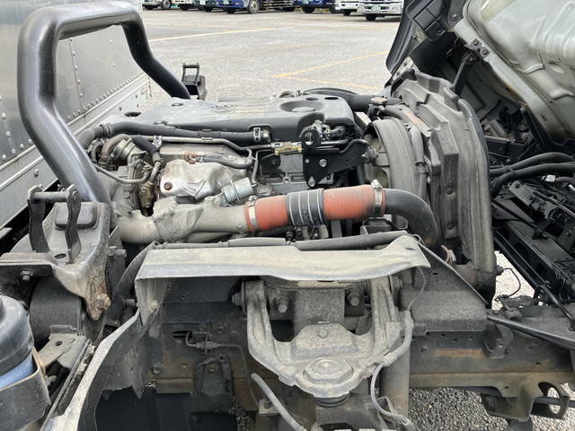 いすゞエルフアルミバン小型（2t・3t）[写真28]