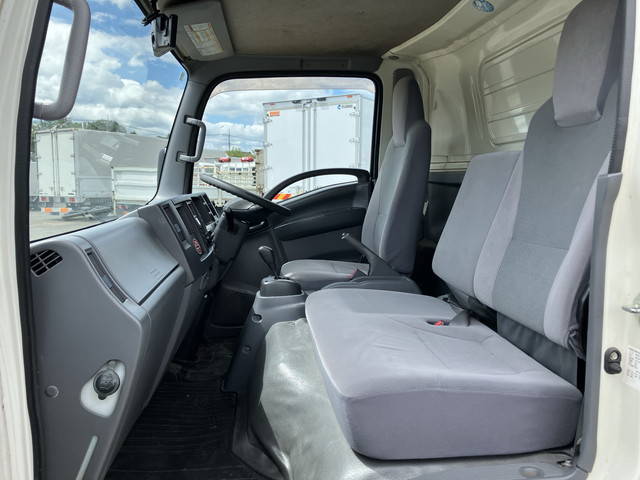 いすゞエルフアルミバン小型（2t・3t）[写真34]