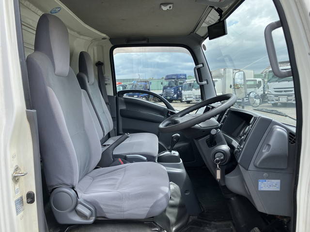 いすゞエルフアルミバン小型（2t・3t）[写真35]