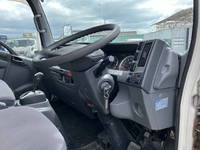 いすゞエルフアルミバン小型（2t・3t）[写真36]