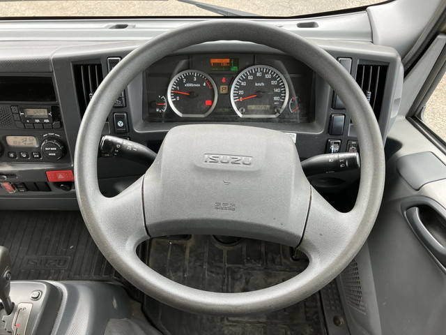 いすゞエルフアルミバン小型（2t・3t）[写真38]