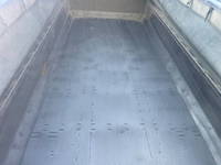 UDトラックスクオンダンプ大型（10t）[写真11]