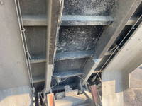 UDトラックスクオンダンプ大型（10t）[写真14]