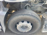 UDトラックスクオンダンプ大型（10t）[写真17]