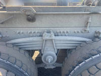 UDトラックスクオンダンプ大型（10t）[写真19]