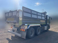 UDトラックスクオンダンプ大型（10t）[写真02]