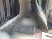 UDトラックスクオンダンプ大型（10t）[写真32]