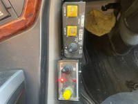 UDトラックスクオンダンプ大型（10t）[写真36]