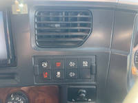 UDトラックスクオンダンプ大型（10t）[写真38]