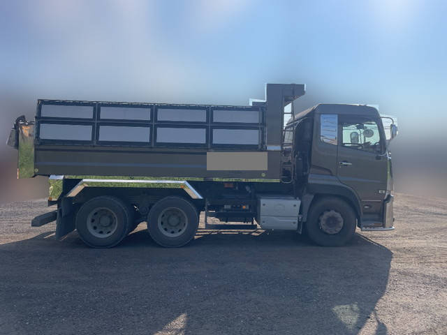 UDトラックスクオンダンプ大型（10t）[写真06]