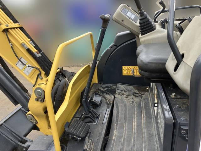 ヤンマーミニユンボ（ミニバックホー）[写真17]
