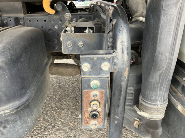 いすゞエルフローダーダンプ小型（2t・3t）[写真15]