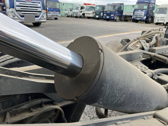 いすゞエルフローダーダンプ小型（2t・3t）[写真22]