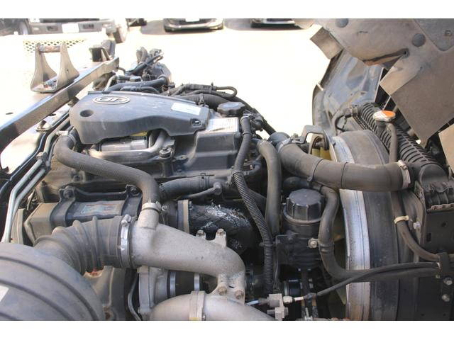 UDトラックスコンドルパッカー車（塵芥車）増トン（6t・8t）[写真11]