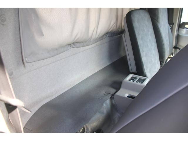 UDトラックスコンドルパッカー車（塵芥車）増トン（6t・8t）[写真36]